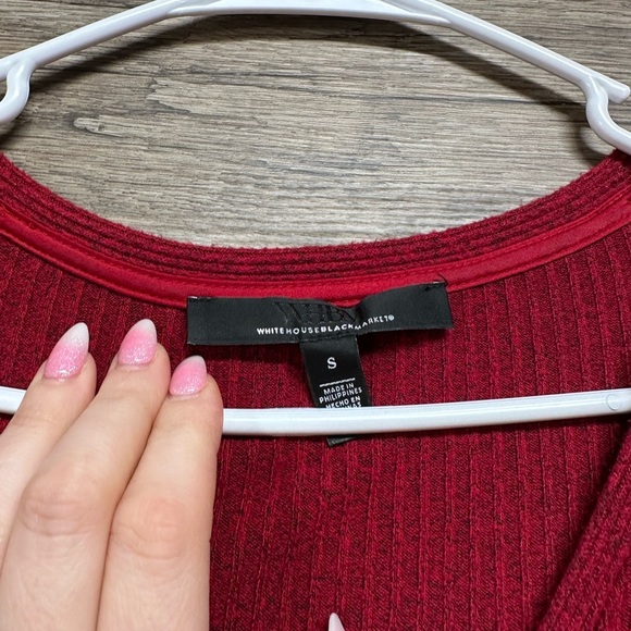 White House Black Market Red V-Neck Sweater Soft Knit - Picture 5 of 5